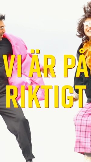 Laleh Pourkarim Instagram - Nu är låten äntligen ute! Vad kul!
Kul att få göra en sån härlig låt med dig Darin 😘