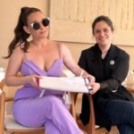 Lali González Instagram - Hoy nuestro cine nos posiciona en el mundo y en el mapa como país haciendo historia y avanzando en el camino de proyectarnos como uno de los mejores destinos fílmicos 🇵🇾 Gracias al Presidente de La República @santipenapy por abrirnos las puertas y acceder a una mesa de diálogo con respecto al futuro del Audiovisual Paraguayo y trabajar sobre la proyección del crecimiento de nuestra industria 🇵🇾 Gracias a la Ministra de Turismo @angieduartepy y al Presidente por honrarme con el título Embajadora Honorífica de Turismo y an mis compañeros por nombrarme en su momento embajadora del Cine Paraguayo. 🇵🇾 Confío en mi país. Confío en nuestra gente. Tenemos muchas historias por contar 🇵🇾