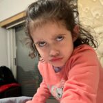 Lali González Instagram – Mi niña Bonita♥️💓
–
–
Era un agosto del 2018 y el ecógrafo me dijo : es un bebé saludable. Queres que sea una sorpresa el sexo o ya te lo digo !?
-Prefiero que sea sorpresa le respondí…segundos después al bajarme de la camilla “DECIMeeeee no aguanto más quiero saber “???!!!!
– Es una Nena !🫶🏼♥️💓
-Bien carajo !!! (grité en plena ecografía )
Hoy entiendo porque tanto te espere ! 😍
Mi niña sabia y fuerte que va conmigo a todos lados 😍
Toda mi vida te pense y te soñé ♥️
Hace 5 años que me explota el corazón cada mañana al despertarme y saber que soy tu mamá !
Te amo Rafaela 🌟
Feliz cumple mi piscis con luna en leo☺️👀🌔🌛