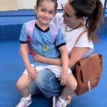 Lali González Instagram – El tiempo…pasa y no perdona. ⏱️ 
Estás más alta, mas cotorrita y más hermosa que nunca ! Las dos siempre seremos dinamita 🧨 ❤️Deseo que el tiempo pare y dejes de crecer ! Te amo con toda mi alma !
Gracias por estar conmigo en cualquier lugar del mundo 🌍