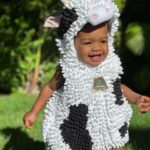 Lanisha Cole Instagram - HAPPY Halloween! 🐝❤️🐄 . . #onyxice #halloweencostumes