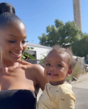 Lanisha Cole Instagram - I love our little family ❤️ Here’s to another great year with my loves! #godisgood #2023 #hcyksabt #coleandkuba