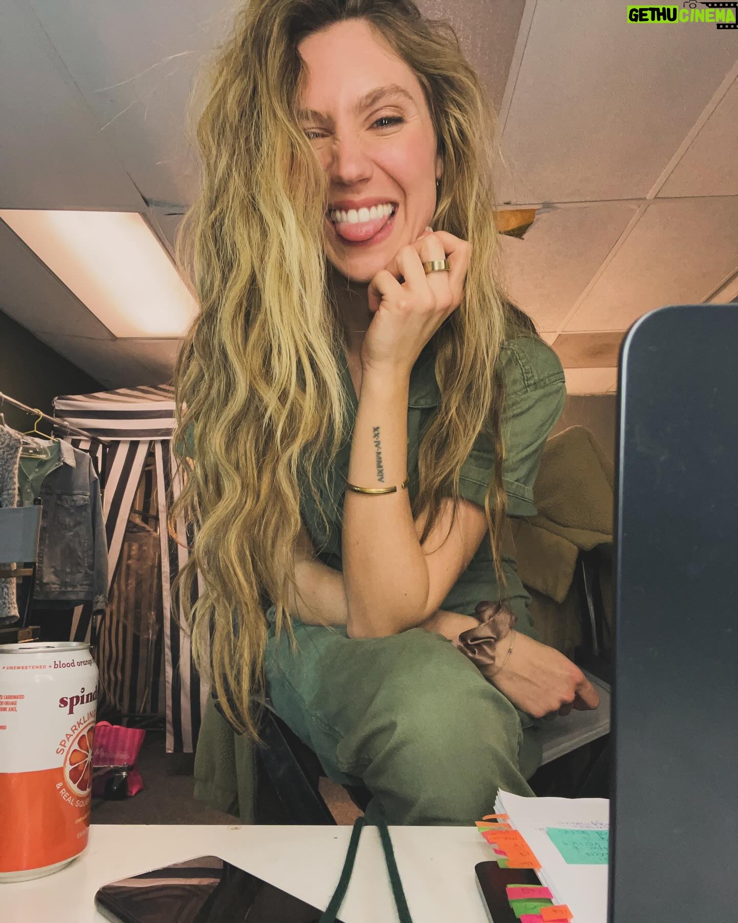 Lara Pictet - 3.3K Likes - … 𝙰𝚗𝚍 𝚝𝚑𝚊𝚝’𝚜 𝚊 𝚠𝚛𝚊𝚙 𝚘𝚗 𝚃𝚑𝚎 𝙲𝚑𝚛𝚒𝚜𝚝𝚖𝚊𝚜 𝚂𝚙𝚎𝚌𝚒𝚊𝚕 🎬
•
•
Thank you @sergiolovesfilm for the beautiful pictures 🧡
What a great crew and cast, thank you 🙏🏻