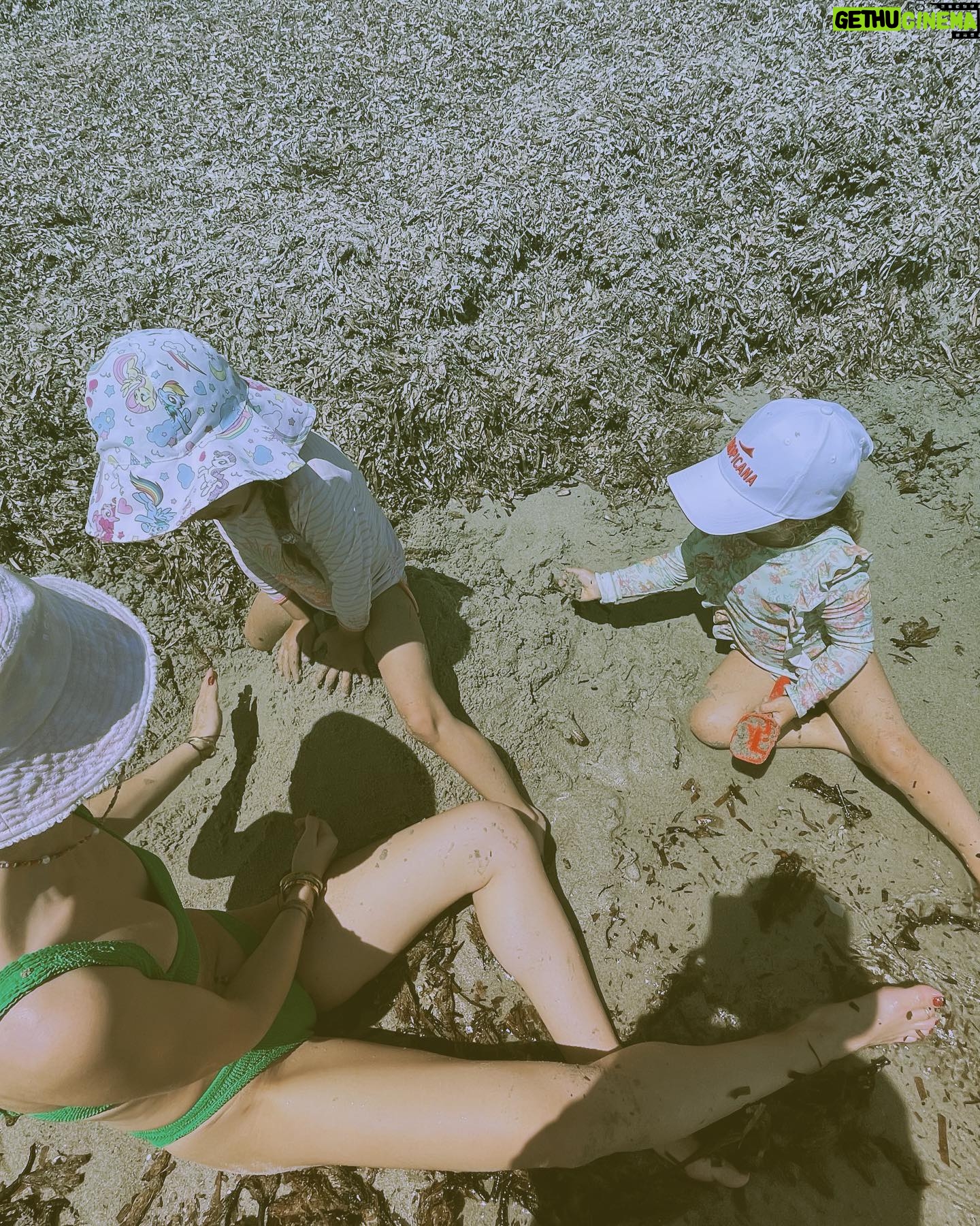 Lara Pictet - 5.2K Likes - 𝐻𝒶𝓅𝓅𝒾𝓃𝑒𝓈𝓈 𝒾𝓈 𝒽𝑜𝓂𝑒𝓂𝒶𝒹𝑒