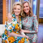 Lara Spencer Instagram - 3 pics to prove that love at first sight is a real thing. And not just in romance. My instant pal Jean Smart and I already have a date to go flea marketing!!!!! ( and I promised not to ask too many questions about her brilliant shows Hacks, Mare of Easttown, or Designing Women. That one is going to be tough ❤️)