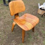 Lara Spencer Instagram - Who's ready for some flea market flipping.??! Went to my ol' stomping grounds yesterday (swipe to see some of the fun finds!) and boy do I miss it. It may be time..... #fleamarketflip