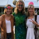 Lara Spencer Instagram - Happy gorgeous birthday to my sister Karen!!!!!!!. I am so lucky to have two incredible sisters who have become my best friends. We love you Kar. Can't wait to celebrate with gravy and manatees ❤️