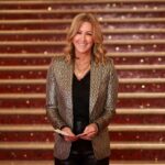 Lara Spencer Instagram - 4 am. With a little help from my friends. Thanks @courtneynansonhair @brookeglaser ❤️