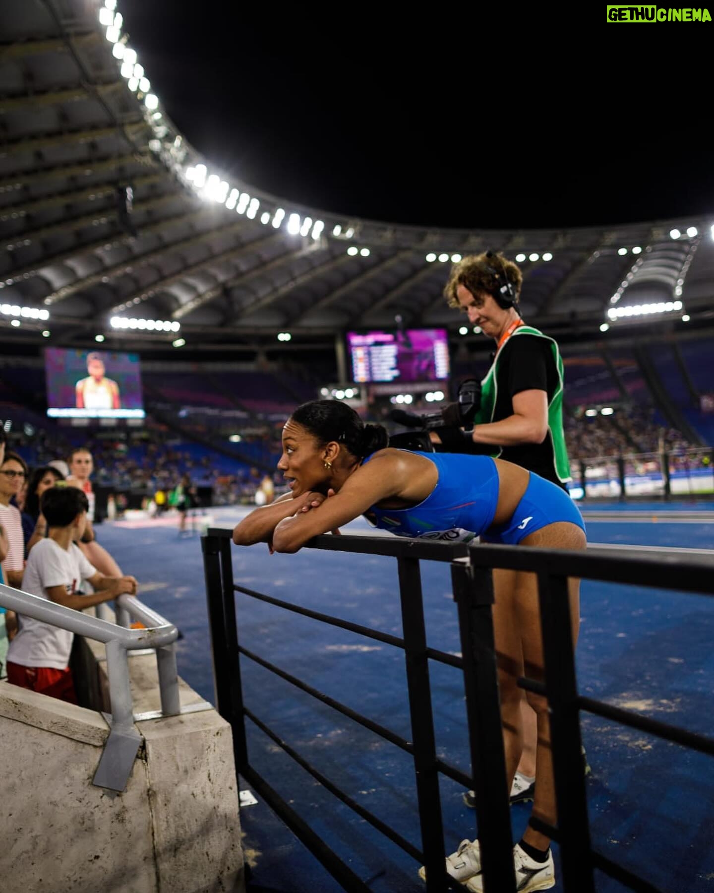 Larissa Iapichino - 36.9K Likes - Vicecampionessa europea ❤️🔥🥈🦋✨🇮🇹
-
Volevo ringraziare tutti coloro che sono venuti a supportarmi all’Olimpico e chi lo ha fatto comunque da casa, siete stati calorosissimi!
I miei partner che mi supportano in tutto e per tutto @diadora @redbullitalia @galileolife.it @tiffanyandco @unicredit_eu @wintecare
Tutto il mio team @giannino1969 @salviodiguida79 @dott._massimo_orlandini @rizzo_marco14 @jump4excellence @silviasaliti @tunonhaibisognodellopsicologo e il mio gruppo sportivo @fiammeoroatletica senza i quali tutto questo non sarebbe stato possibile.
E non ultimi per importanza la mia famiglia, la mia super mamma @fionamayoly69 , @vittorio.bartoli e i miei amici che supportano e sopportano 24/7🩵🩵🩵🩵🩵