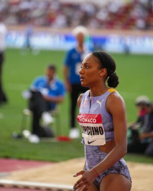 Larissa Iapichino Instagram - 2015: una Larissa appena 13enne in vacanza assiste come spettatrice alla Diamond League di Monaco. Si innamora e decide di voler provare finalmente a fare atletica.

2023: Larissa appena 21enne gareggia per la prima volta alla Diamond League di Monaco.

Monaco sei e sempre sarai uno dei miei posti del cuore🥹🫶🏽🥇

@chiammmmonte 
@diamondleagueathletics 
@diamondleaguemonaco