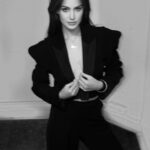 Larissa Bonesi Instagram - 🖤