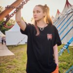 Larissa Rieß Instagram - NEW MERCH out now ❤️ Link in my bio