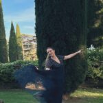 Larissa Rieß Instagram - 🤍 Wedding time 🤍 . . . . #pregnancy #pregnant #pregnantstyle #pregnantwedding #france