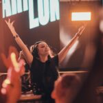 Larissa Rieß Instagram – Luft und Liebe Festival 🩷
.
.
.
.
.
.

#dj #producer #pregnantdj #pregnant #techno