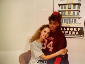 Lark Voorhies Instagram - Elizabeth is one of the best friends anyone could ever have. ✨ She’s genuine and always comes through whenever she can ❤️ #takemebacktuesday