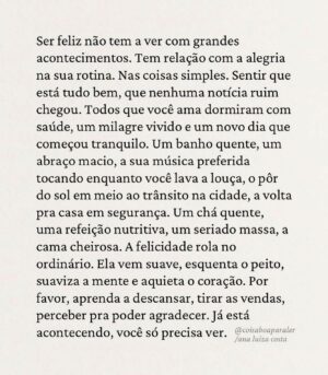 Laryssa Dias Instagram - “A felicidade rola no ordinário” 🤍
Para ler em voz alta 📢 
Qual a tua felicidade?!

Lary 🤍

#felicidade