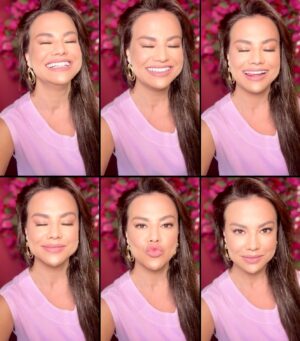Laryssa Dias Instagram - MURAL 💜
Viver é um mix de emoções e sensações sem fim e sem filtro 😍
#storiesparafeed 

Beauty impecável @adrioliveira_beauty 

#makeup #maquiagem #mood #laryssadias