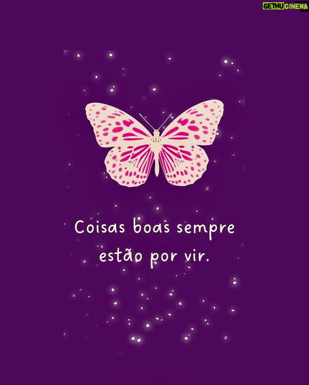 Laryssa Dias - 3 Likes - Domingo 💜
Aconchego
Chocolate
Natureza
Música
Amigos
Meditação
Amor
E o seu?! 🦋
#domingo #laryssadias