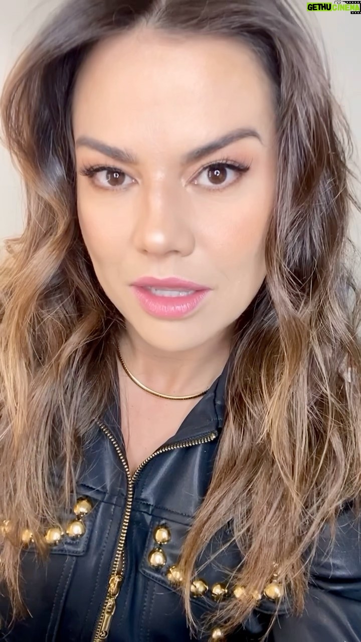 Laryssa Dias - 3 Likes - Do rolo de câmera 🎞️
Desses dias💄
Make up sem filtro e com emoção 😍
Beleza natural, gosta?!
#makeup #maquiagem #beleza #belezanatural #mood #laryssadias