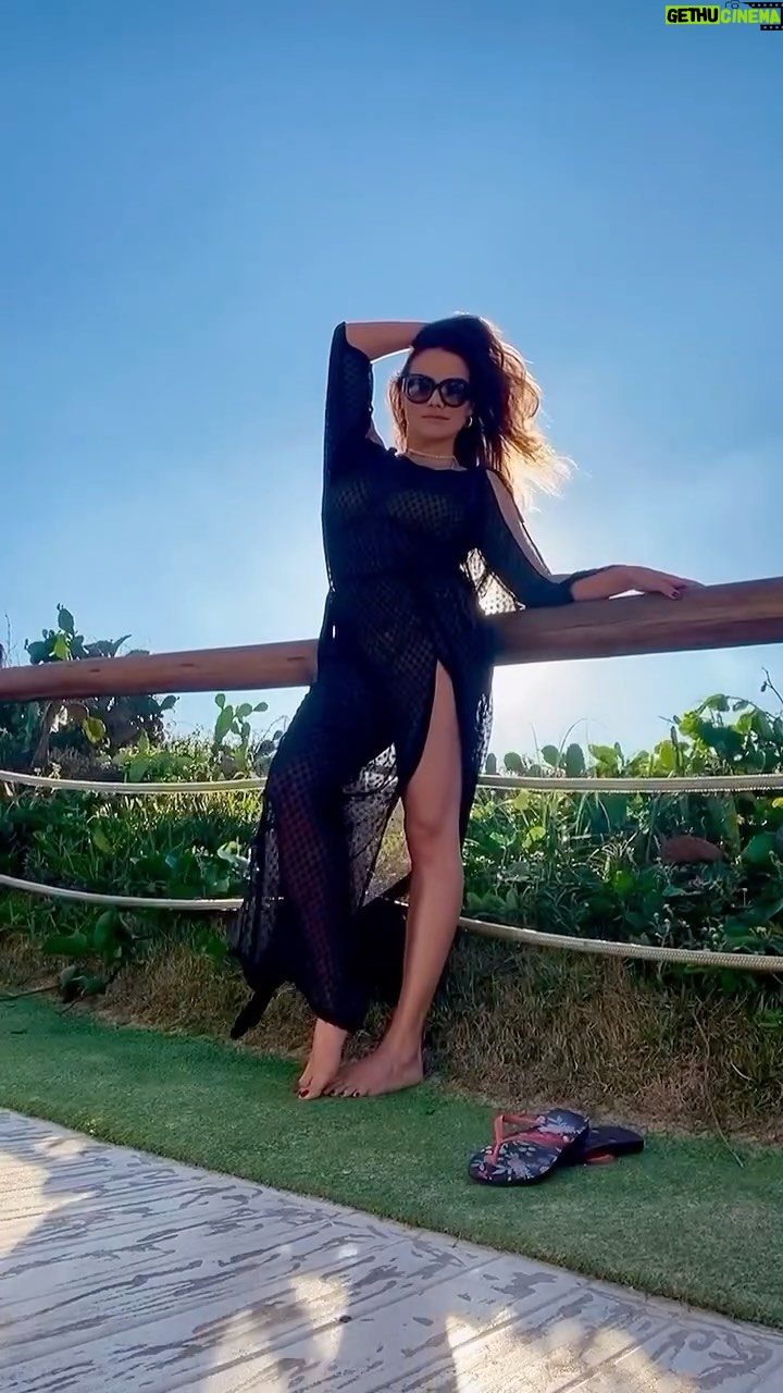 Laryssa Dias - 3 Likes - #mood 🧜♀️