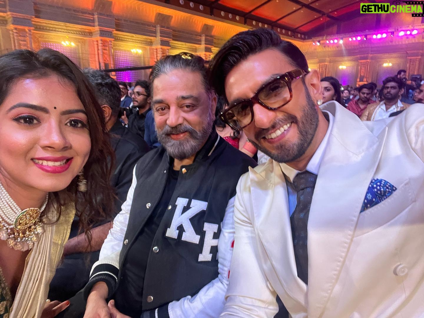 Lasya Nagaraj Instagram - I had a brief quick talk with Kamal sir and I cherish every tiniest of the second in that. I was trembling, I wanted to talk so much but words doesn’t flow, everything around me silenced out and I felt no people around me. During that brief moment, it was just me and Ulaganayagan @ikamalhaasan sir. I touched his feet and I just wanted to stay there, right there, touching, not wanting to get up. The ultimate fan moment has finally happened now. Uffff!! It’s a lifetime experience, I could feel my heartbeat, I could feel life!! And Ranveer, my sweetest and yet another most talented man, he comforted me and took a picture for me with sir. What a darling, what a darling ❤️❤️ @ranveersingh Blessed 🥲