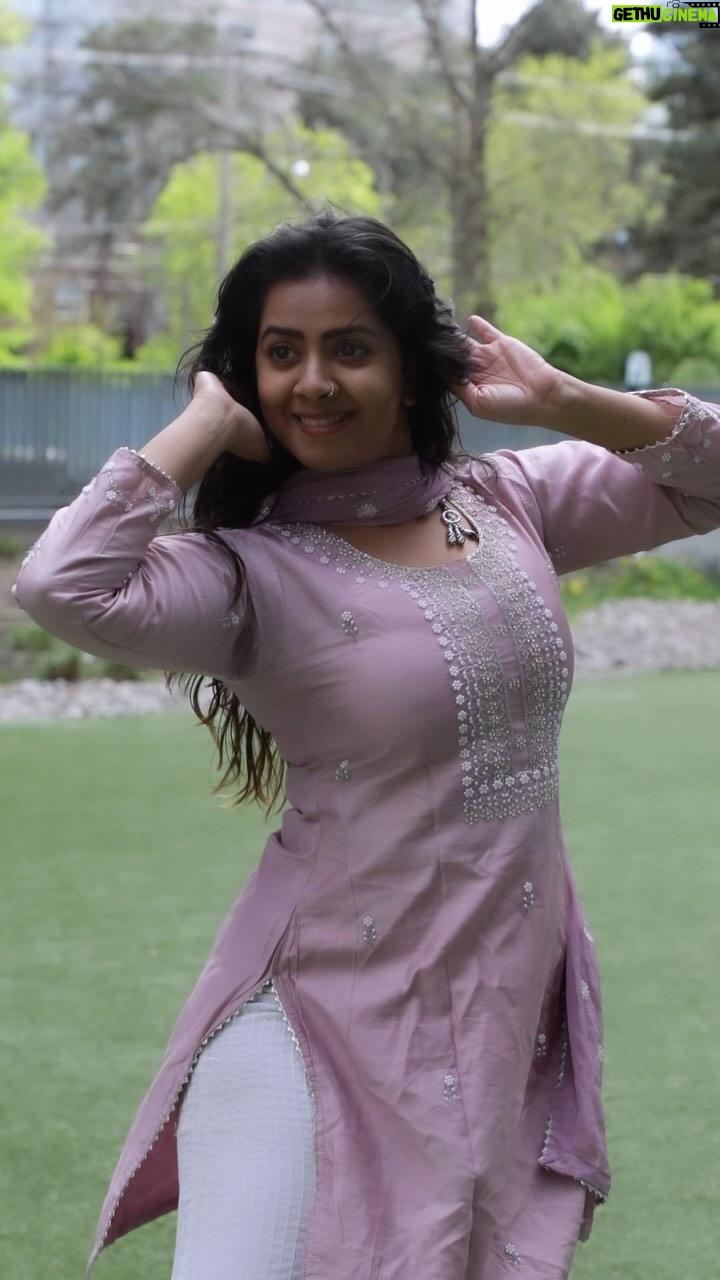 Lasya Nagaraj Instagram - Absolutely in love with #sakalban 😍😍😍 Thanks @rohithkumarraina . . . #sanjayleelabhansali #heeramandi #actors #dance #kathak #torontokathak #torontokathakdancers #actordancer