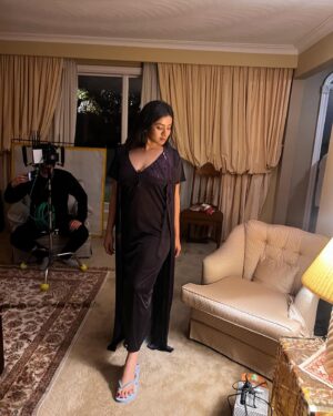 Lasya Nagaraj Instagram - 💉🎥📀📺🎞️🎬

Thanks @karennnsimmons 🩶🩶
.
.
.
.
#toronto #canada #shootset #filmset
