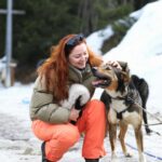 Laurène Arnoux Instagram – En mode montagne 😘 
(c’est Garfield la troisième photo)
