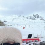 Laurène Arnoux Instagram – En mode montagne 😘 
(c’est Garfield la troisième photo)