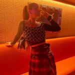 Laurène Arnoux Instagram – Sur le trottoir les fashion