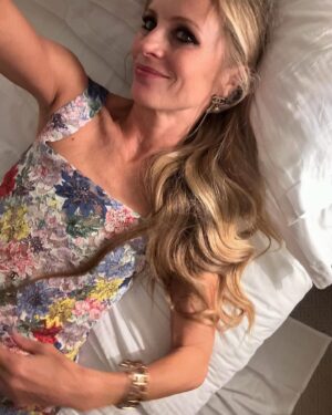 Laura Bailey Instagram - Coco cabana… a speedy 24 hours in Cannes for The Substance with @workingtitlefilms @mubi 🩸 @coralie_fargeat @demimoore #margaretqualley @dennisquaid 

& to celebrate the inspirational changemaking career of beloved @donnaflangley DBE ✨ 

  one for our kids ..

  4am stargazing… (but still made it to my 9am game on my favourite court in the world @hotelducapedenroc & home to pick up my daughter from hockey tonight…)

-> for dream dress real life  Cinderella fittings with Bambi & Rainey because I missed the red carpet running so late … the lace, the ease, the rainbow of emotion…

Merci CHANEL & @chanel.beauty 
@chanelofficial @festivaldecannes