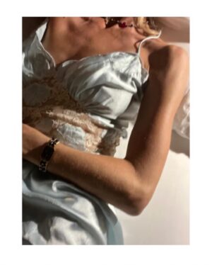 Laura Bailey Instagram - No rules really.

But still- Some RULES TO LIVE BY~
& a few of my favourite things. 

in conversation with @culturedmag - 
on travel & tennis & uniforms & friendship,
& the experiment of rest & balance. 

🤍