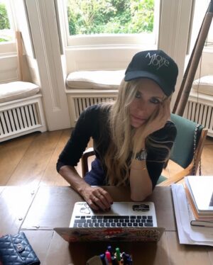 Laura Bailey Instagram - No rules really.

But still- Some RULES TO LIVE BY~
& a few of my favourite things. 

in conversation with @culturedmag - 
on travel & tennis & uniforms & friendship,
& the experiment of rest & balance. 

🤍