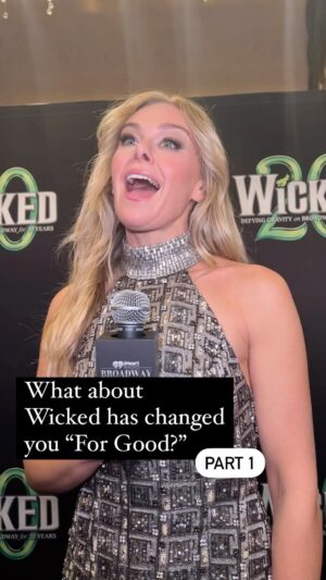 Laura Bell Bundy Instagram - Because I know you, @wicked_musical … 💚💗 #Wicked20 (part 1 of 2)