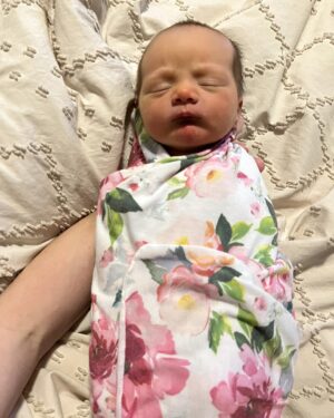Laura Slade Wiggins Instagram - Happy due date angel! There she is.