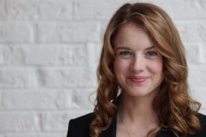 Laura Slade Wiggins Instagram - New headshots… but not for acting. I am entering my #sidehustle phase of life. This strike is not easy on the rainy day fund. I am now a licensed real estate agent at @kwpeachtreecity if you’re looking for properties in the south Atlanta area, let me know!