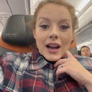 Laura Slade Wiggins Instagram - When you go straight from the airport to the red carpet you gotta be doing shit like this #actorlife see you in Hollywood #hollywoodfilmfestival