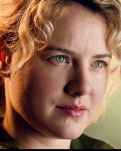 Actress Laura Slade Wiggins HD Instagram Photos and Wallpapers June 2024