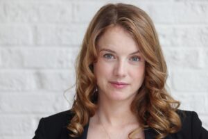 Laura Slade Wiggins Instagram - New headshots… but not for acting. I am entering my #sidehustle phase of life. This strike is not easy on the rainy day fund. I am now a licensed real estate agent at @kwpeachtreecity if you’re looking for properties in the south Atlanta area, let me know!