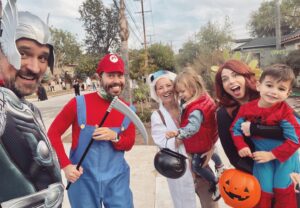 Laura Bailey Instagram - Gettin that candy goodness 👻 #happyhalloween