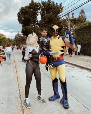 Laura Bailey Instagram - Spider Gwen and Wolverine had symbiote. Also my bloodstream is now 80% sugar. 
Thank you to my bestie, Ahsoka (@pamelajoybaker) for the pics!