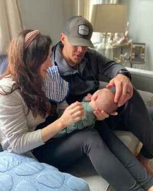 Laura Benanti Instagram - Today is the day that my incredible sister @marielle.benanti was born. A remarkable sister, daughter, wife, mother and friend. The eye of the storm and the heart of our family. We love you!!
