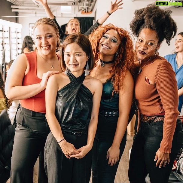 Laura Benanti Instagram - For two years we have dreamed of bringing together a company of brilliant and generous femmes to introduce @mirandaferriss femme focused work to NYC. Last Monday, that fantasy became a reality as we debuted ‘Spiral Bound’ at Joe’s Pub These behind-the-scenes photos capture the ego-less, open hearted, contagious joy that has rejuvenated our belief in what theatre making can be. We are very excited about what’s to come ✨ @livevamaria @eleriward @lornaacourtney @andrea.cesyl @therealkuhoo @cherryeisfuerzaj @maria_wirries @madisonwechsler @joespub @maesteamusicorg @openstageproject @emilymaltby @sujinkimramsey @gabbyveciana @rosa_avila_drums @metoohey @yoonahohmusic @yairevnine @edelman_richard @shiannrose @jannagrahamerz @mikiabraham_ 📸: @heathergershonowitz