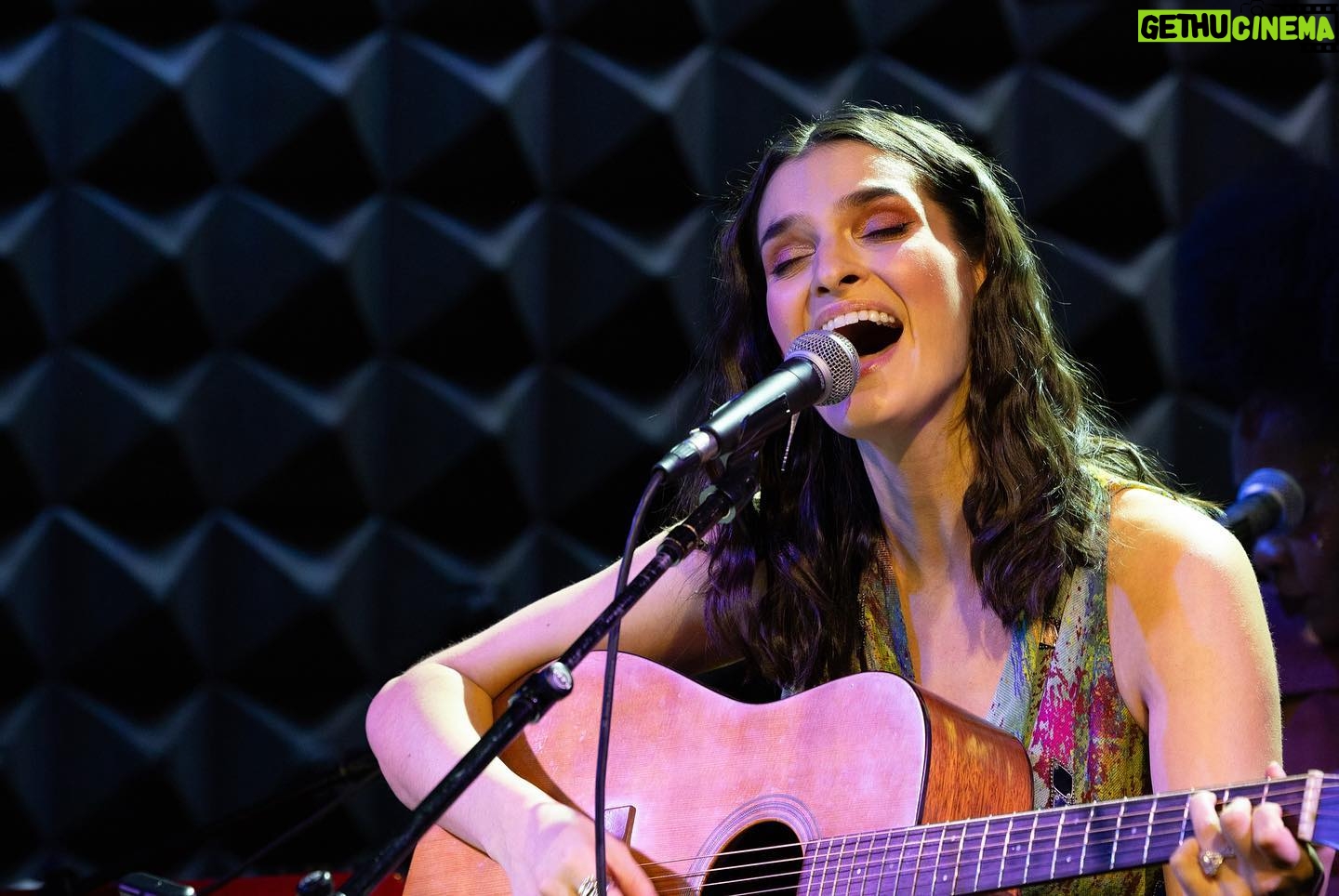 Laura Benanti Instagram - Our hearts are bursting after the magic of Monday’s performance of @mirandaferriss new song cycle, ‘Spiral Bound’, at Joe’s Pub to benefit two phenomenal women-led organizations @maestramusicorg and @openstageproject. Every song was given new depth and authenticity through the performances of the all star cast who came in thinking they were doing a benefit concert and realized quickly- it was closer to a full show! And yet, they, like the incredible musicians and crew, gave their all with happy hearts and a buoyant positivity that was contagious. Together we all experienced a singular atmosphere of collaboration and joy. THAT is what happens when a group of women come together! And we cannot wait to do this show again, and again and again. @livevamaria @eleriward @lornaacourtney @andrea.cesyl @therealkuhoo @cherryeisfuerzaj @maria_wirries @madisonwechsler @joespub @maesteamusicorg @openstageproject @emilymaltby @sujinkimramsey @gabbyveciana @rosa_avila_drums @metoohey @yoonahohmusic @yairevnine @edelman_richard @shiannrose @jannagrahamerz @mikiabraham_ 📸 @davidandrako
