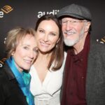 Laura Benanti Instagram - Thank you to all my friends and family who came out and showed me how much they care! Thank you to our tremendous audiences! Thank you @audibletheater for making this possible and for giving me so much freedom! Thank you to my friend and collaborator of 20 years, @therealtoddalmond and our brilliant director @amaginnis Come see our show! I think you’ll like it!! Now running through June 2nd. Link to tickets in bio! 💁🏻‍♀️: @voelhair 💄: @mikeyclifton 👗: @jakesokoloff Photos by Bruce Glikas @bruglikas @broadwaybruce_