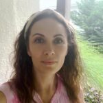 Laura Benanti Instagram - I’m answering @mealsonwheelsamerica call to #RespectYourElders. You can too at mealsonwheelsamerica.org/respect link in bio