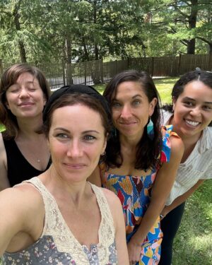 Laura Benanti Instagram - ☀️ 🌸 👧 👶 🎭 🎶