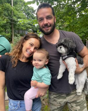 Laura Benanti Instagram - ☀️ 🌸 👧 👶 🎭 🎶
