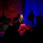 Laura Benanti Instagram – ICYMI: Everybody cared about Laura Benanti this weekend at the Minetta Lane.

If you missed it, don’t worry! Keep your ears peeled for the production coming to @audible, later this year 🎧 

📸: @ashleewednesdays & @abrunkus