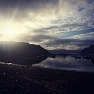 Laura Berlin Instagram - good morning scotland! #dreh #smaragdgrün #scotland #isleofskye #goodmorning